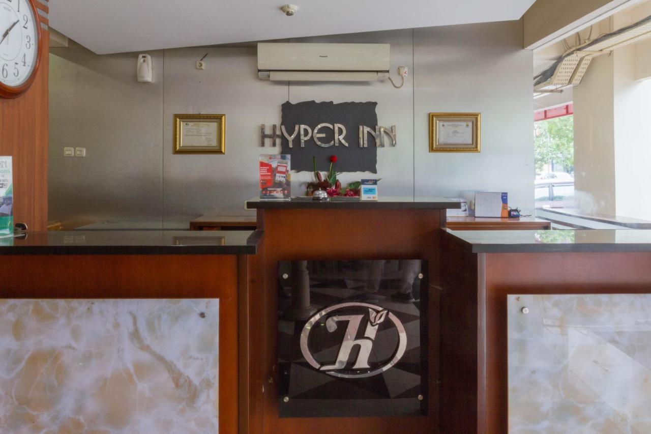 מלון בנדונג Reddoorz @ Paskal Hyper Square מראה חיצוני תמונה